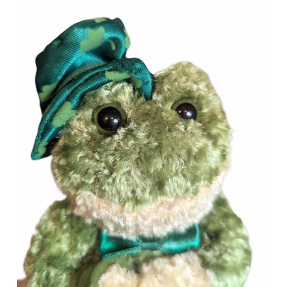 Dan Dee Collector's Choice Plush Green Stuffed Frog Clover Shamrock 5" Toy - Picture 5 of 5